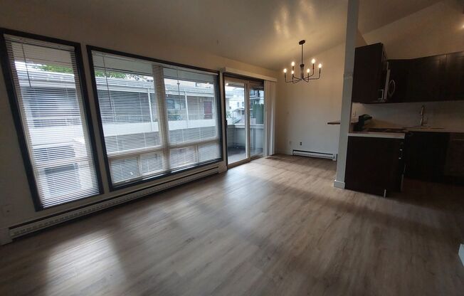 1BR Apartment with Large Patio and Rare Off-Street Parking Near Green Lake & Fremont