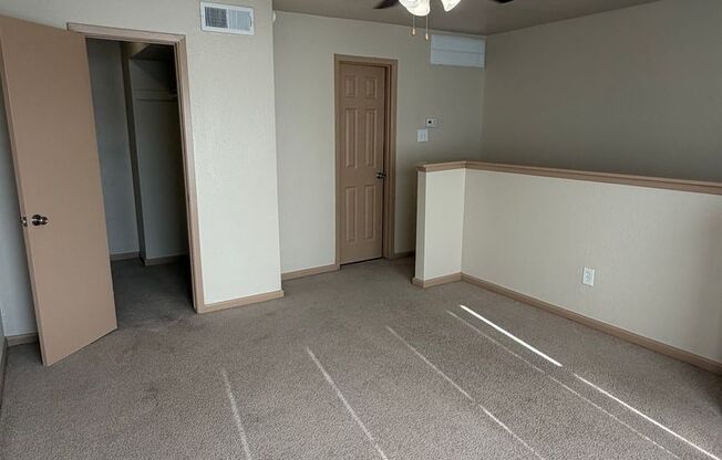 1 bed, 1 bath, 682 sqft, $925, Unit 707