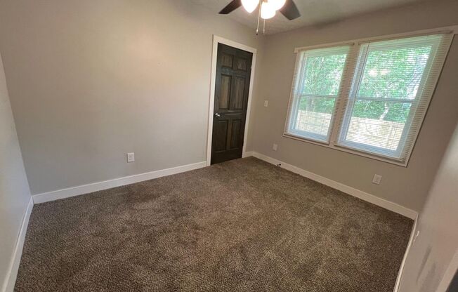 3 beds, 1 bath, $1,200