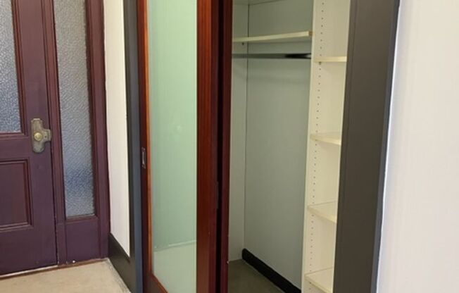 1 bed, 1 bath, 690 sqft, $1,833.33, Unit BEI-1006