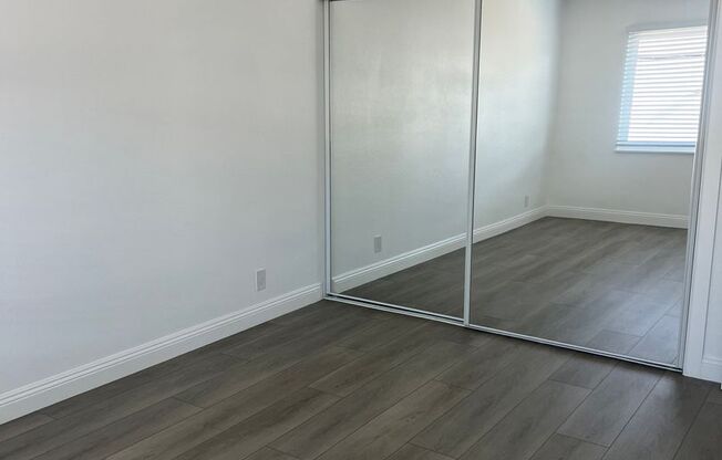 2 beds, 1 bath, 802 sqft, $2,595, Unit 6920-J
