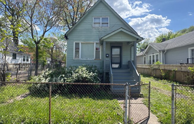 265 W 107 ST
