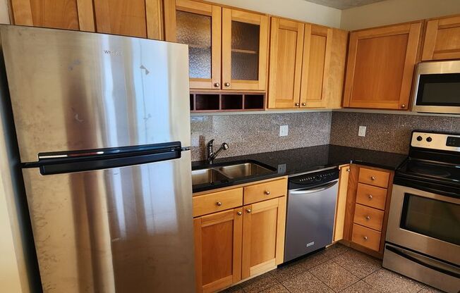 2 beds, 2 baths, $1,499