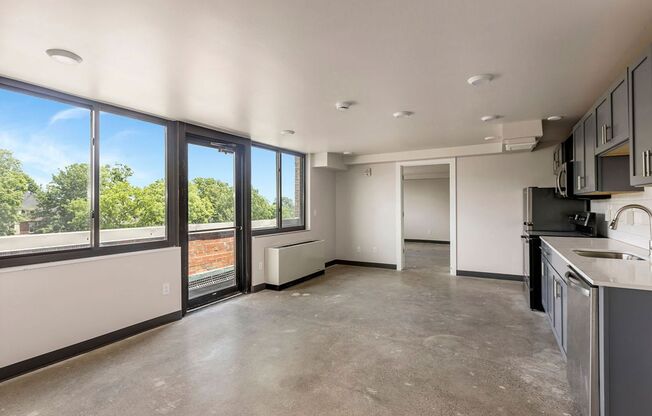 2 beds, 2 baths, 807 sqft, $1,550, Unit 703
