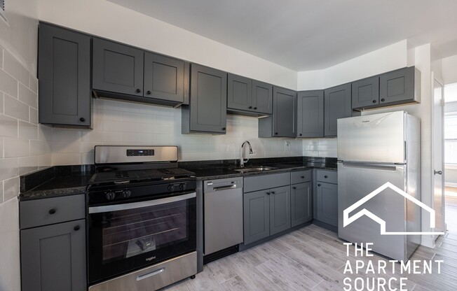 6731 N California Ave 2N