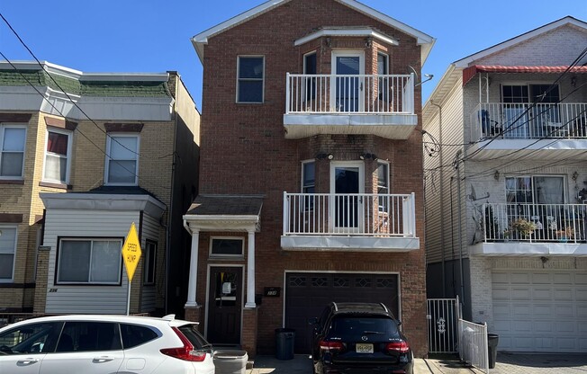 234 CAMBRIDGE AVE