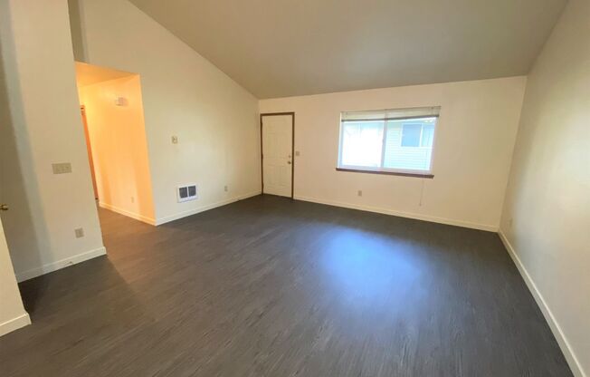 1013 E 19th Ave.
