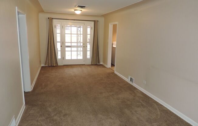 Montclair 2 Bedroom, 1 Bath Home (Available Immediately)