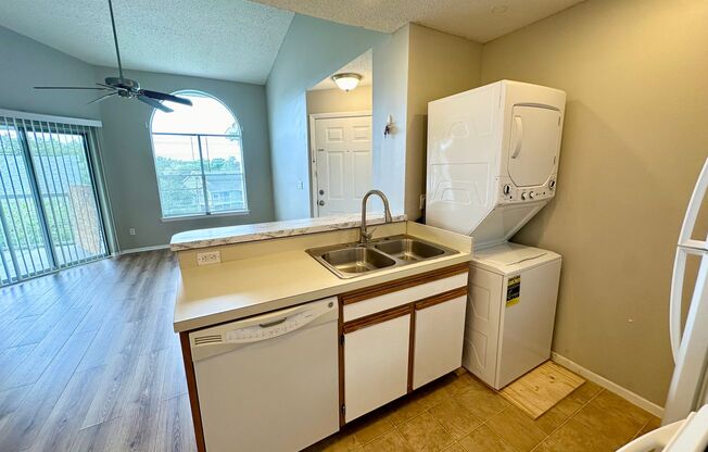 1 bed, 1 bath, $1,200, Unit Unit 307