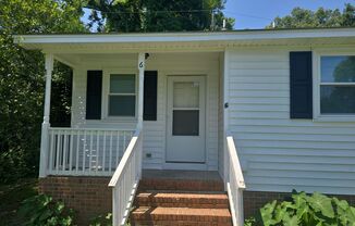 2 bed 1 bath apt close to 5pts