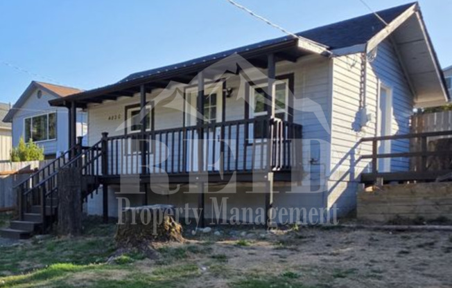 1 Bedroom Close to Shipyard, Bus Stops, Dining, Shopping, and Pendergast Park