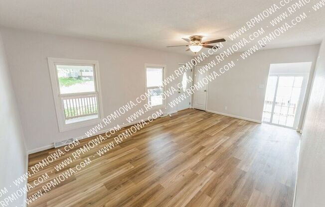 1439 8 ST