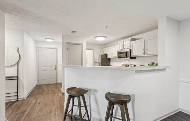 Modern Kitchen at Gwinnett Pointe Apartments in Norcross, GA 30093