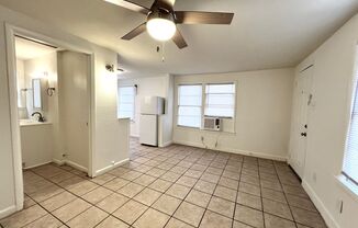 Studio, 1 bath, $815, Unit CARBACK