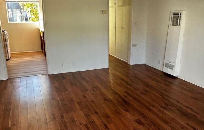 Studio, 1 bath, 405 sqft, $1,650, Unit 506-D