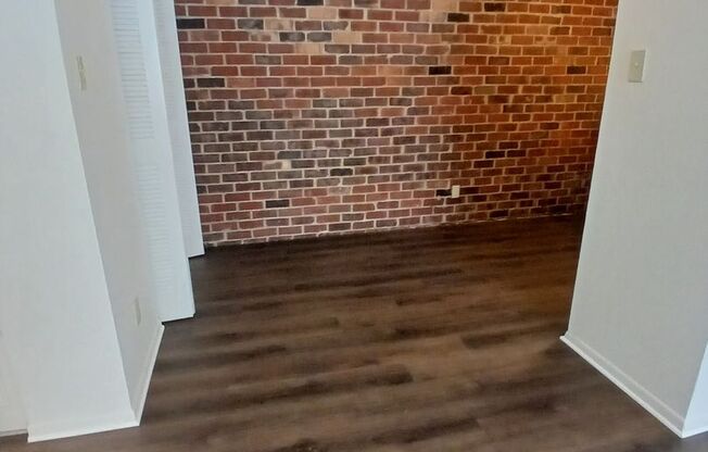 Yorktowne Apartments