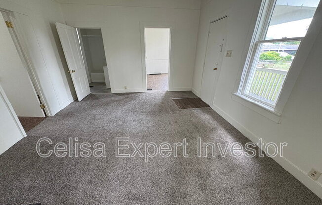 528 5 ST