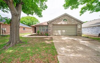3 Bedroom, 2 Bath Home in Pflugerville Near Fantastic Amenities!