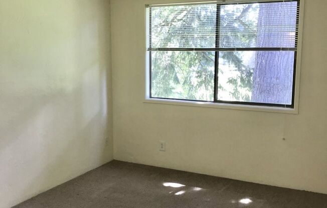 2 beds, 1.5 baths, 1,100 sqft, $1,764, Unit 1818