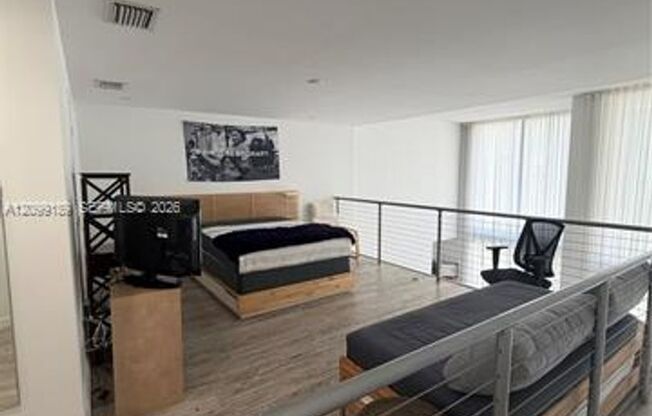 1 bed, 2 baths, $3,600, Unit # 811
