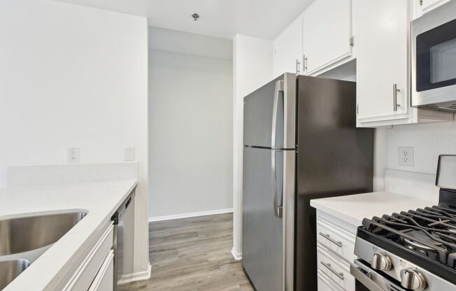 2 beds, 2 baths, 1,100 sqft, $2,098, Unit 107