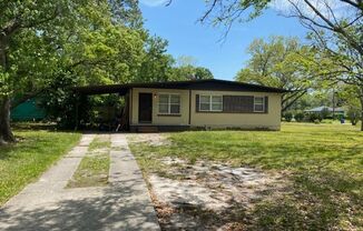 ADORABLE 3/1 Home for rent in Jacksonville!  HUGE YARD!!!