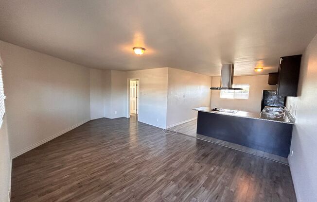 1 bed, 1 bath, 650 sqft, $1,900, Unit 1317EAlondra-E