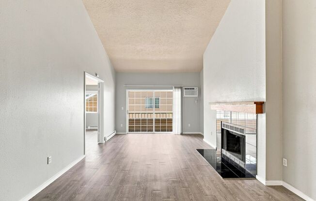 2 beds, 2 baths, 1,140 sqft, $1,495