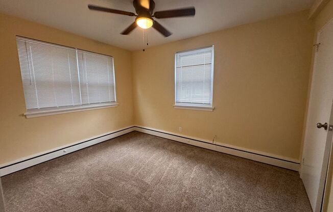 2 beds, 1 bath, 750 sqft, $1,150, Unit S301
