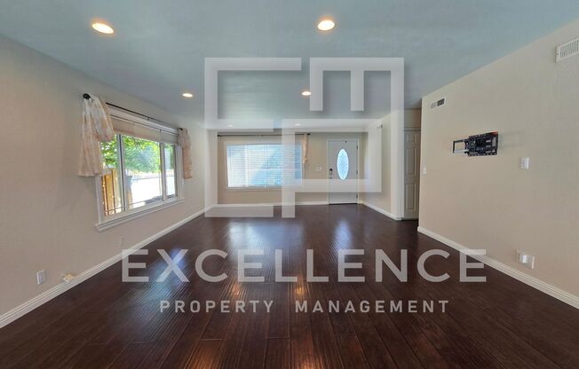 4/2 House With Private Pool & Hot Tub, AC, Pets Negotiable