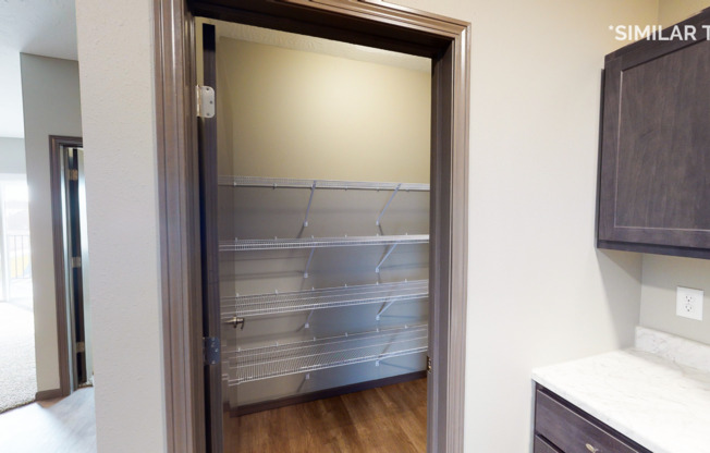 2 beds, 1 bath, 914 sqft, $1,125, Unit 321-207