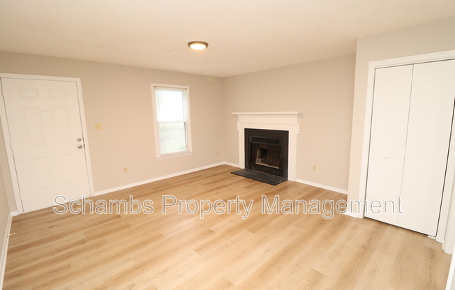 3901 Lexington Drive
