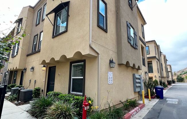 New 3BR Townhouse in San Marcos at Mission Terrace