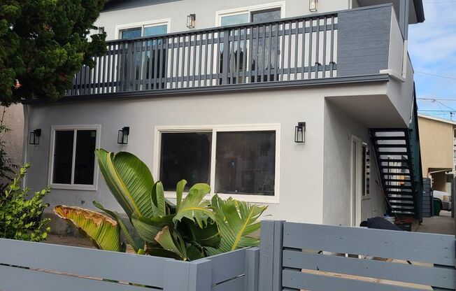 Newly remodeled and fully "furnished" 1 bed 1 bath in Mission Beach. 9 months rental or month to month.