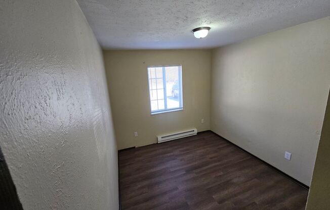 1402 Brooke Park