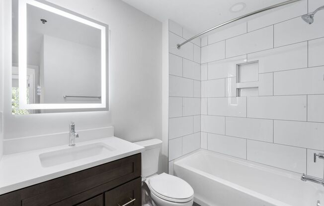 1 bed, 1 bath, 718 sqft, $2,650, Unit 300-062