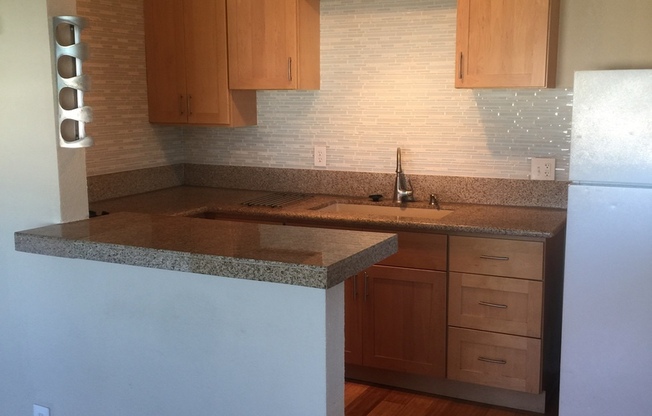 1 bed, 1 bath, $2,295, Unit unit F