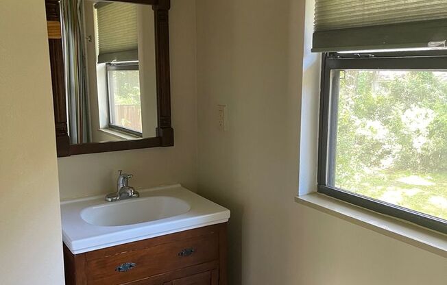 1 bed, 1 bath, $1,550