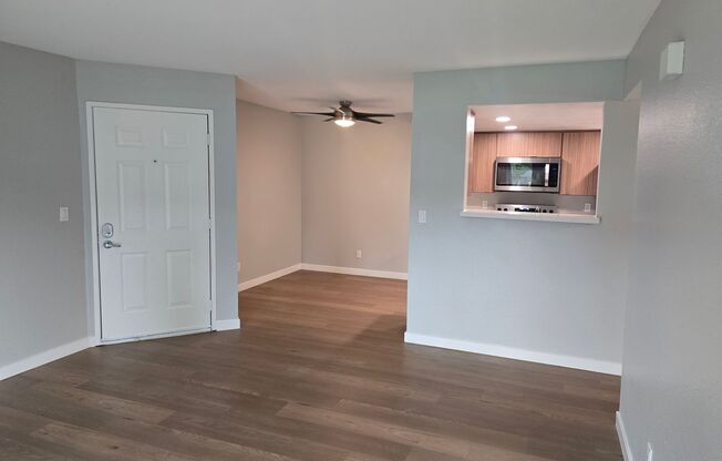 1 bed, 1 bath, 704 sqft, $2,365, Unit 549