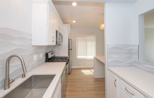 418 N. Broadway