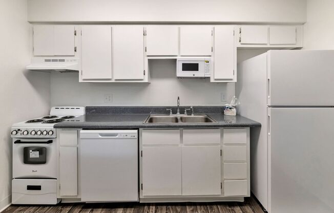 1 bed, 1 bath, 560 sqft, $1,299, Unit 2111