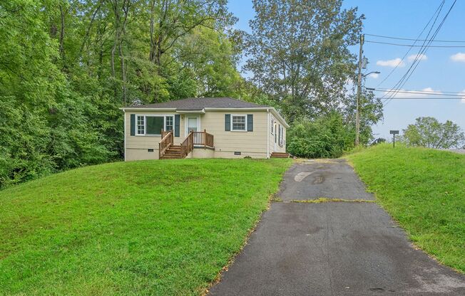 2 Bedroom Home For Rent Near APSU!