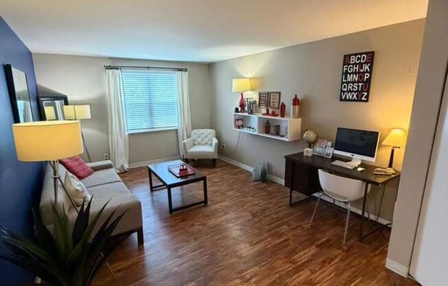 1 bed, 1 bath, 625 sqft, $1,016, Unit 110-Model
