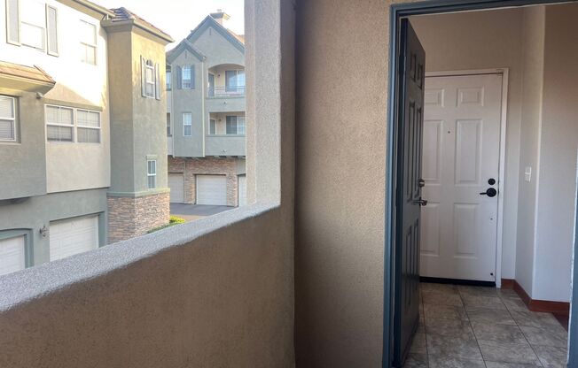 2 beds, 2 baths, $2,695