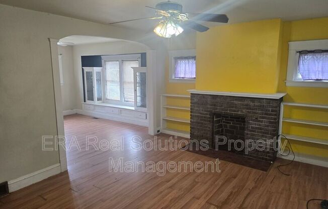 3339 W 94 ST