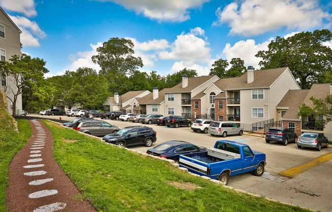 Building Exterior, Parking