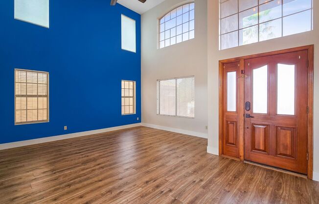 Great price for a Chandler home with PRIVATE POOL!