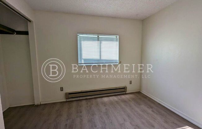 3 beds, 1 bath, 1,056 sqft, $1,150, Unit 1301 SW 2nd St