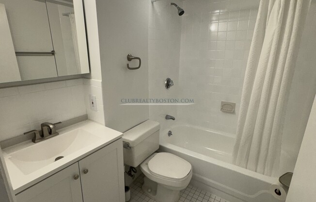 365 Faneuil St Apt 3