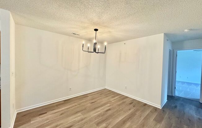 2 beds, 2 baths, $1,395, Unit 321-302